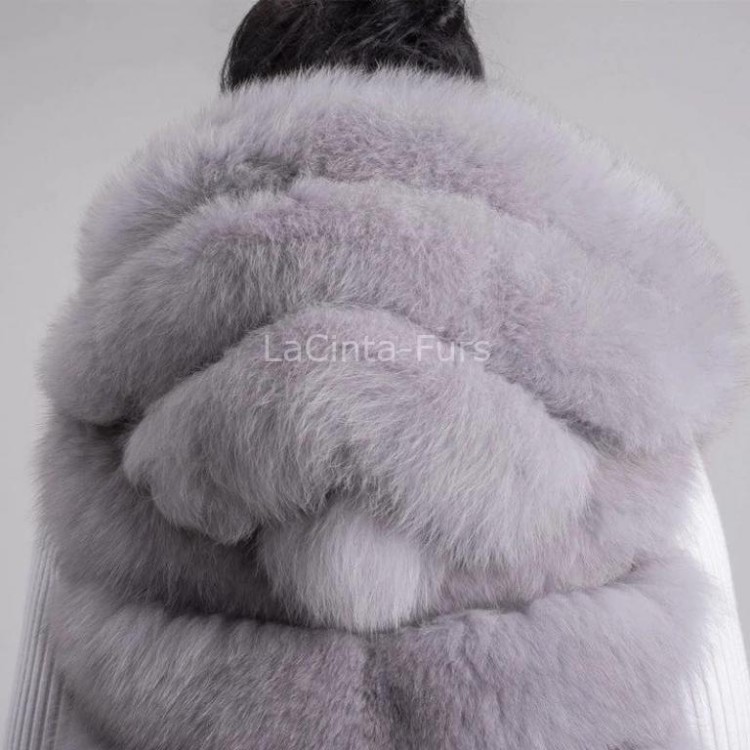 305