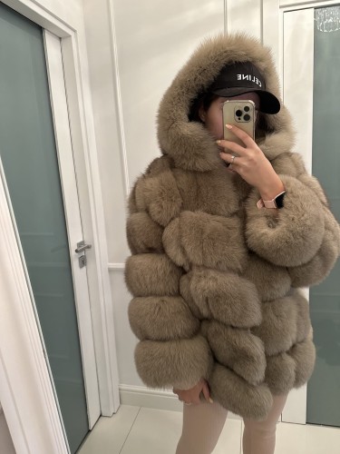 565