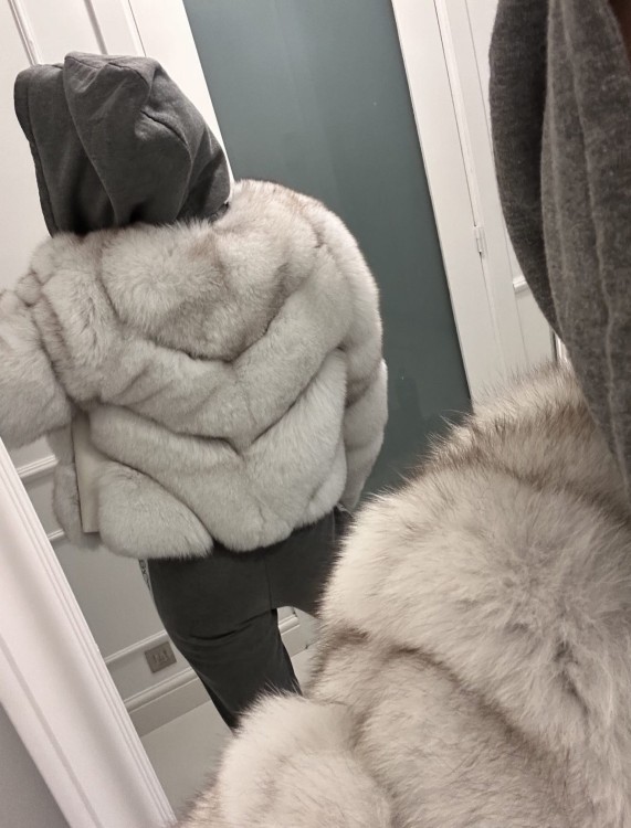 658
